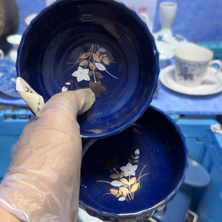 敏***学琉璃手工艺品图为我们