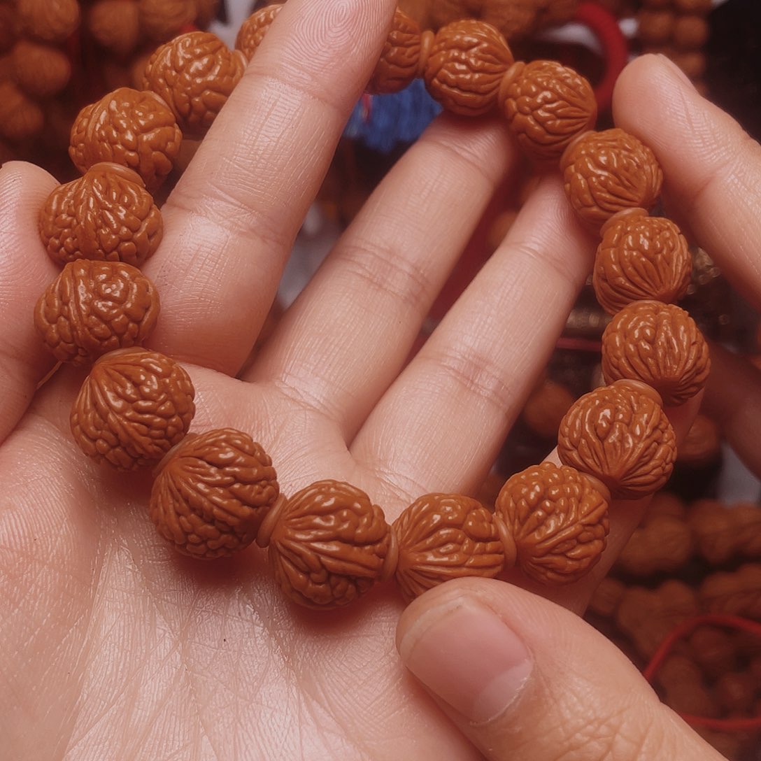 桃核吊坠龙纹桃枭