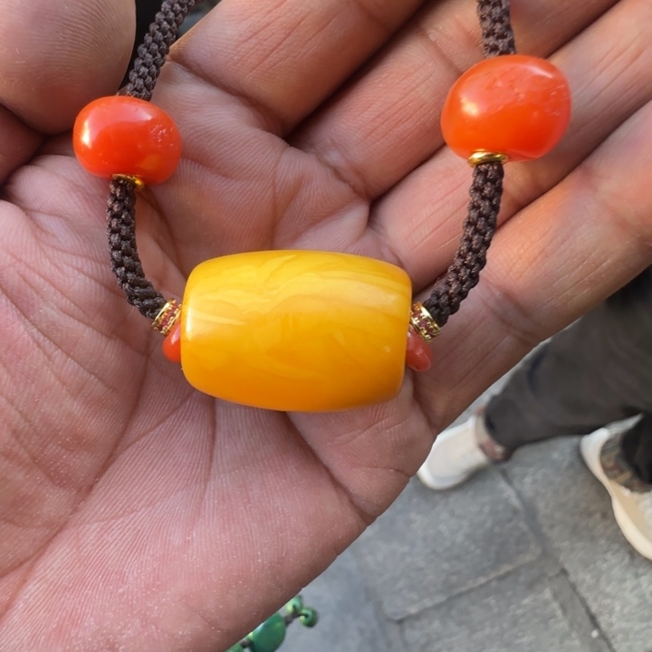 非金属琉璃小****⁶单颗大锁骨吊坠一套！