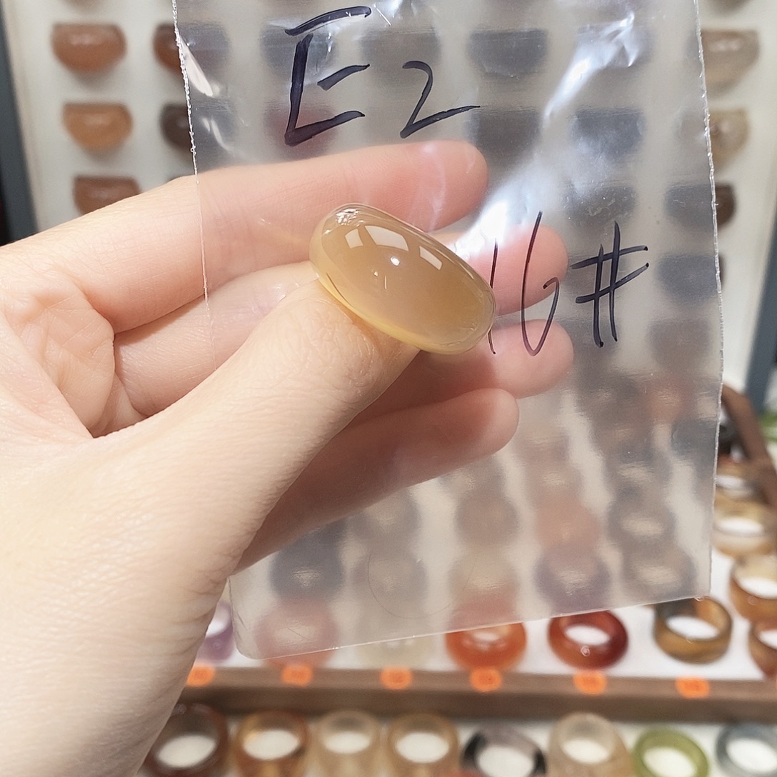 玛瑙/玉髓未镶嵌戒指港16码有包容不退换