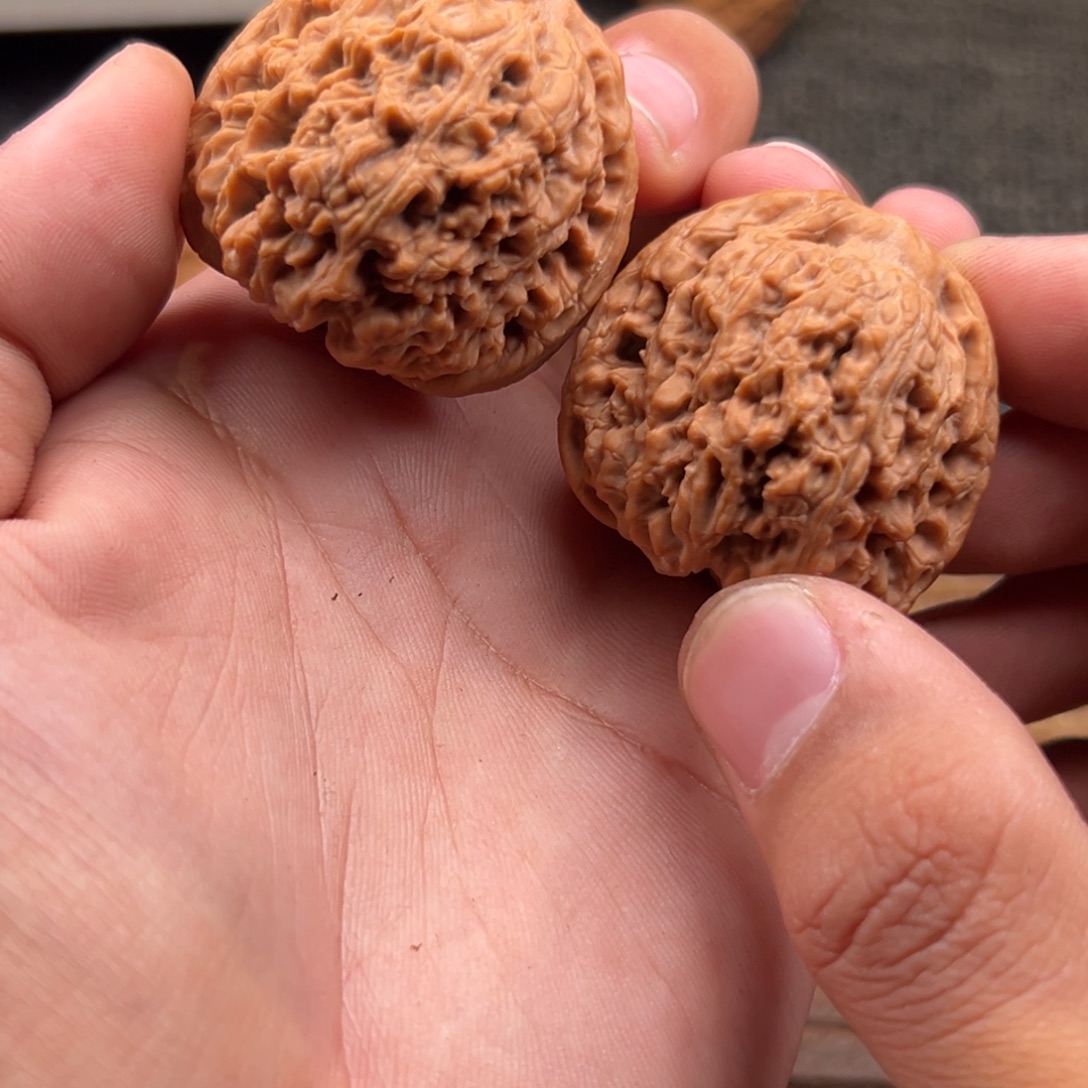 吊坠文玩核桃南疆5号