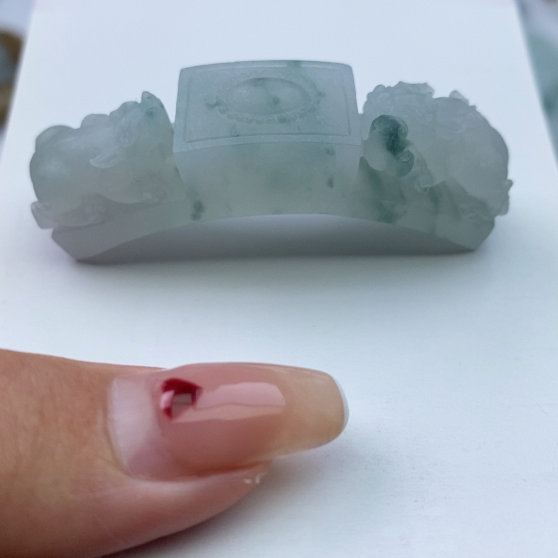 定制翡翠未镶嵌老***白毛货无鉴赏期