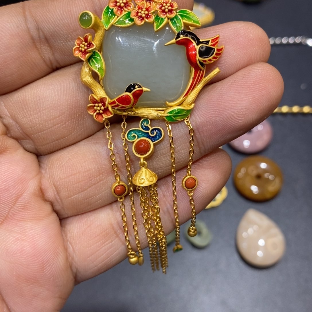 和田玉颈饰银S925镀金镶嵌