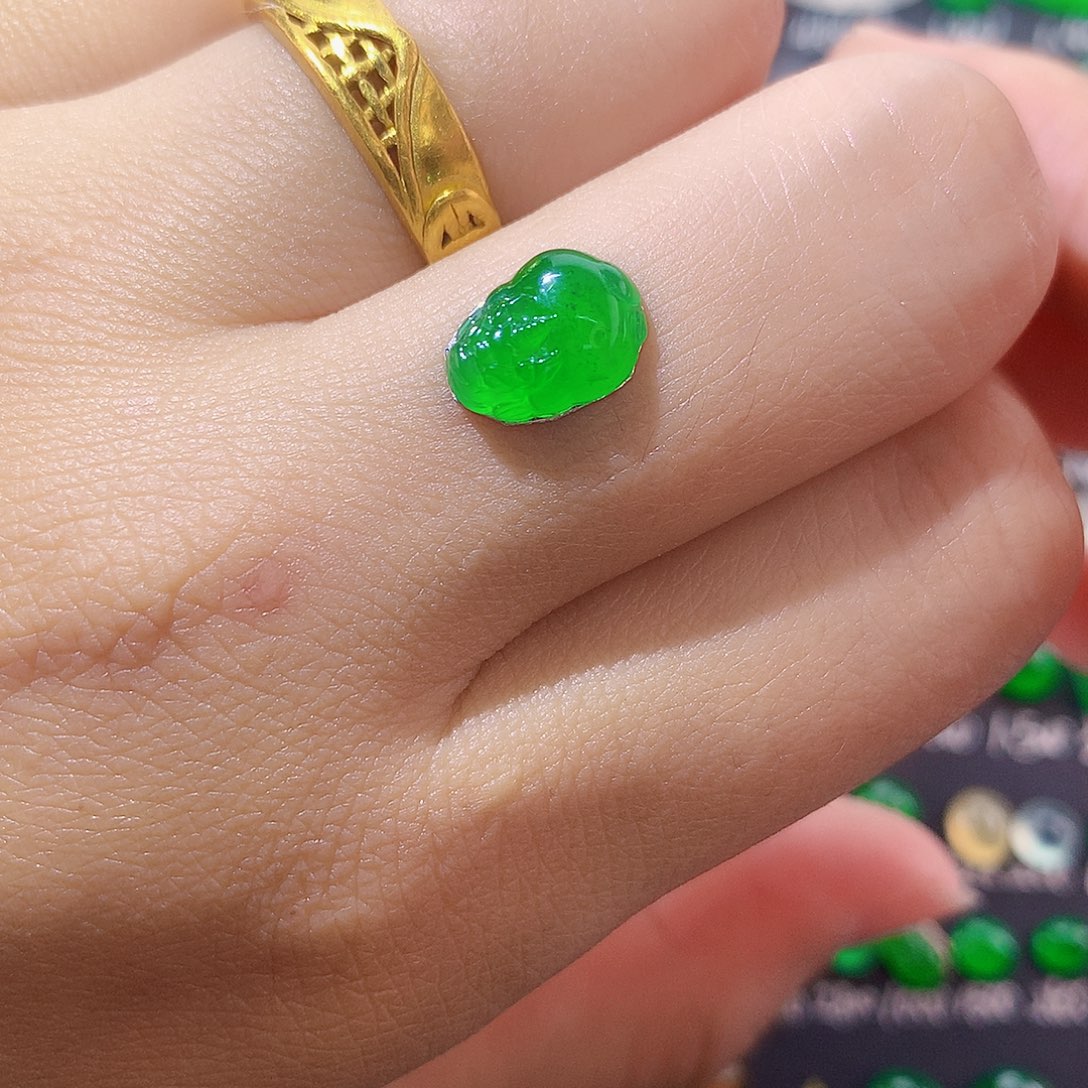 翡翠未镶嵌颈饰纯天然翡翠a货