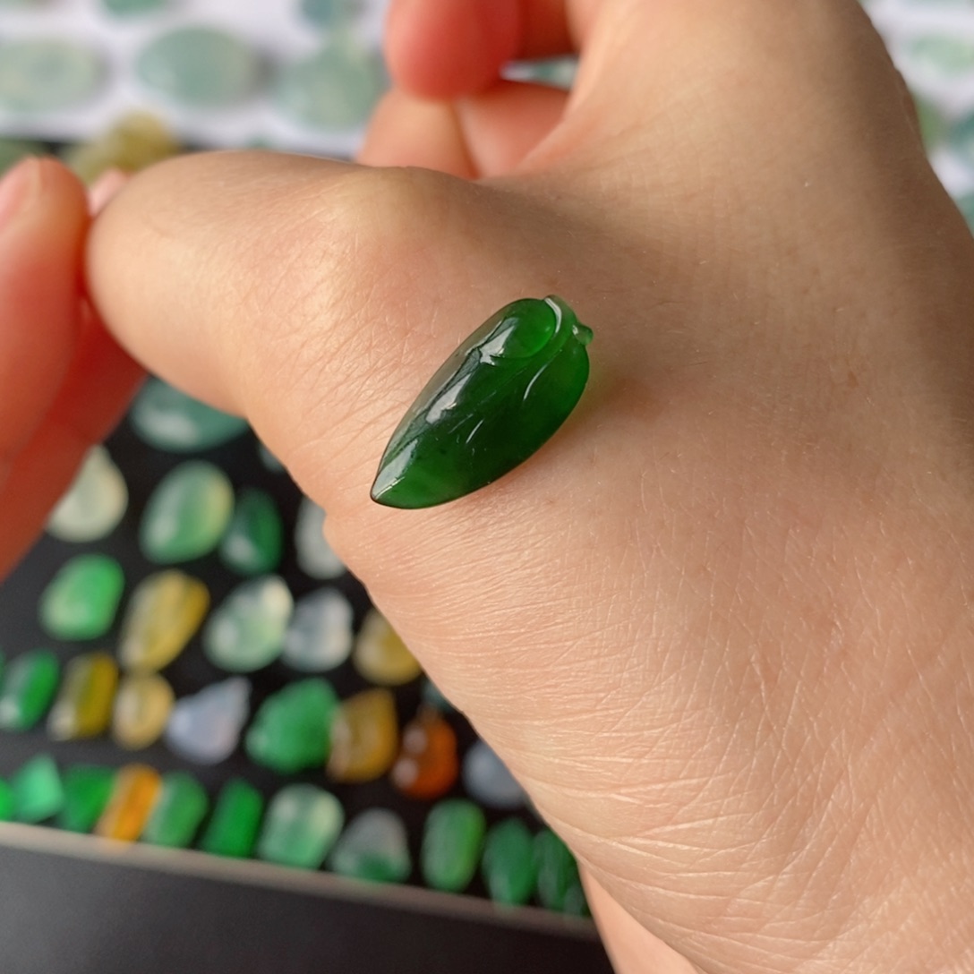 定制翡翠未镶嵌树叶