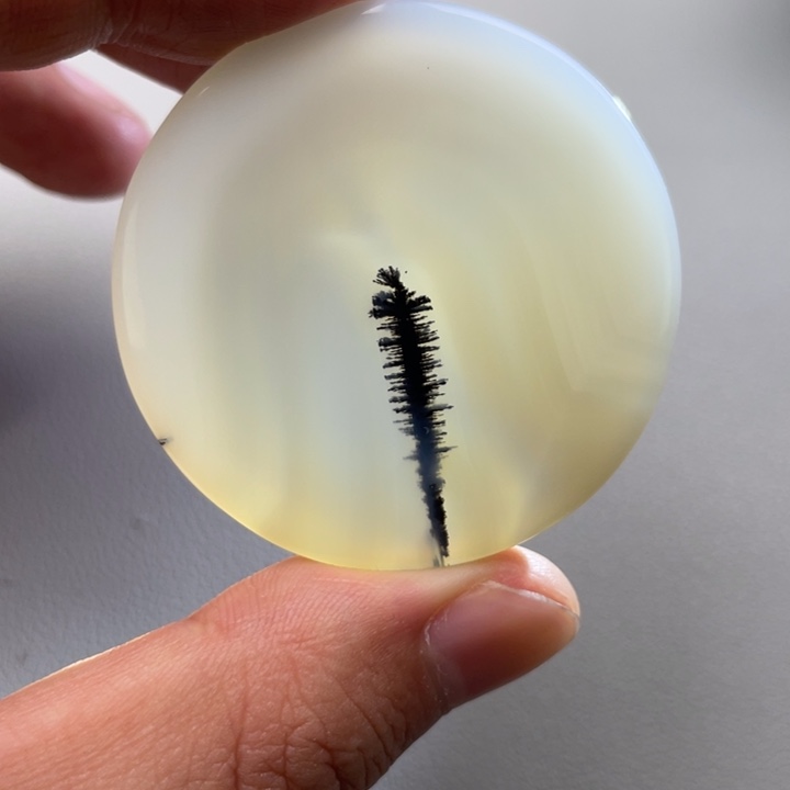 玛瑙/玉髓颈饰未镶嵌玉*