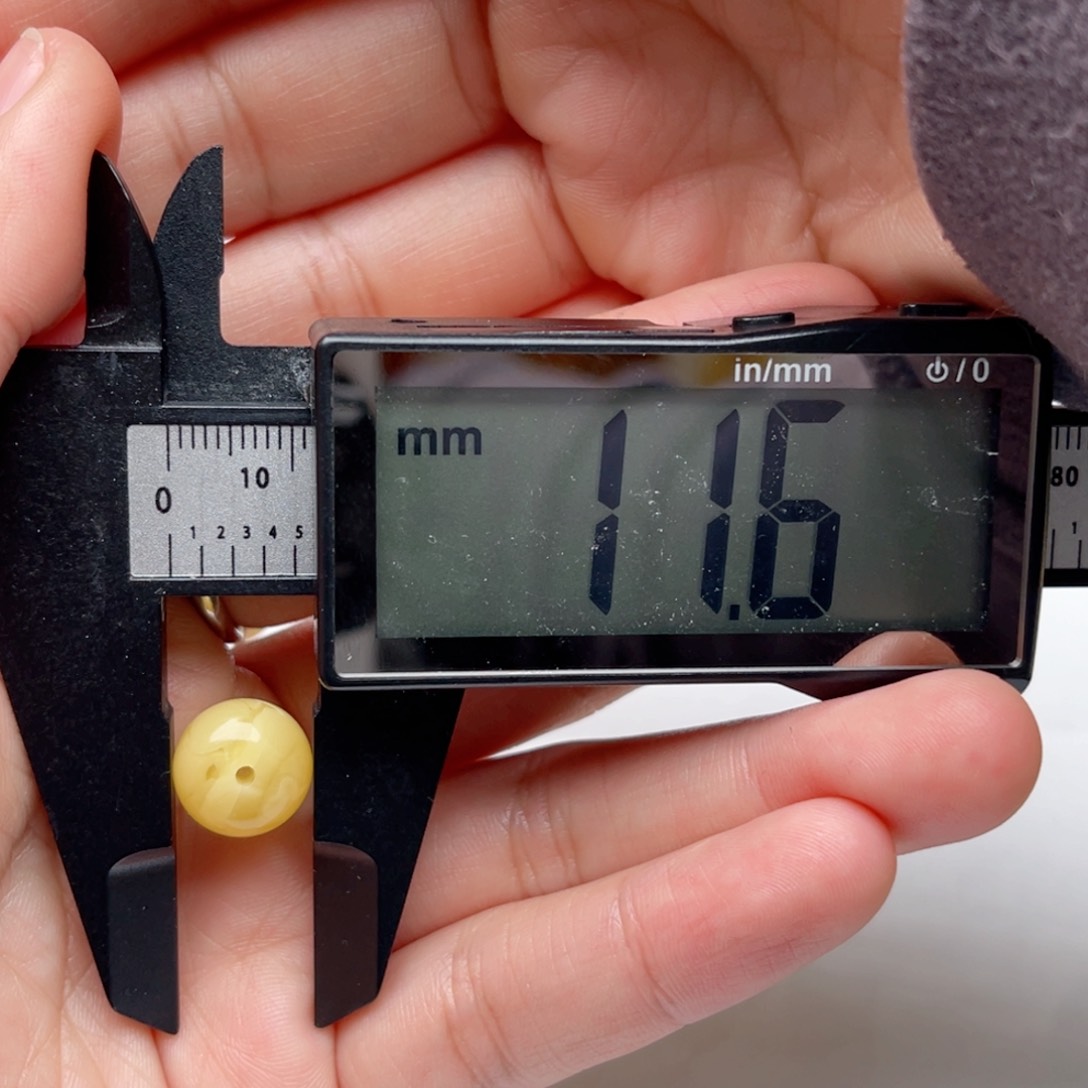 蜜蜡裸石未镶嵌蜜蜡墩子梦微瑕