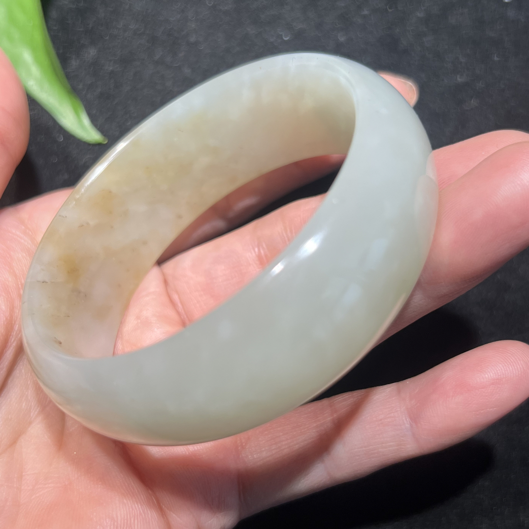 新疆和田玉糖白玉（草花糖）手镯圈口58轮胎镯