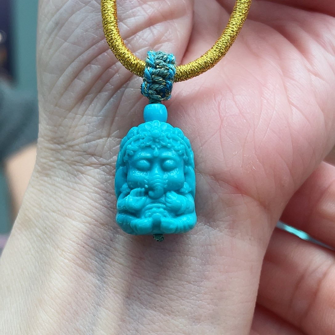 绿松石颈饰未镶嵌