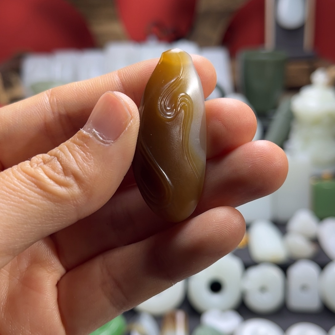 和田玉吊坠(赠链)未镶嵌