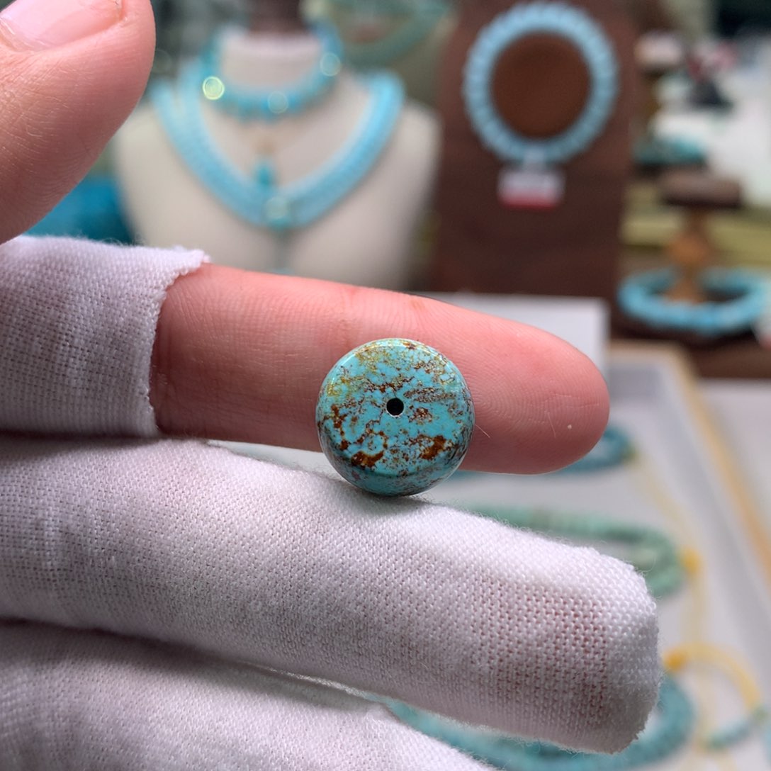 绿松石配饰未镶嵌