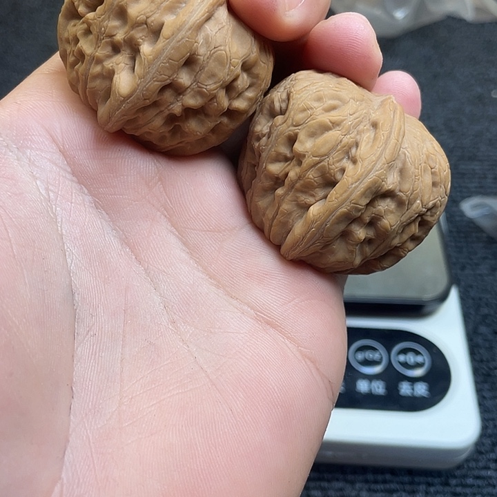 问***寒吊坠文玩核桃元宝