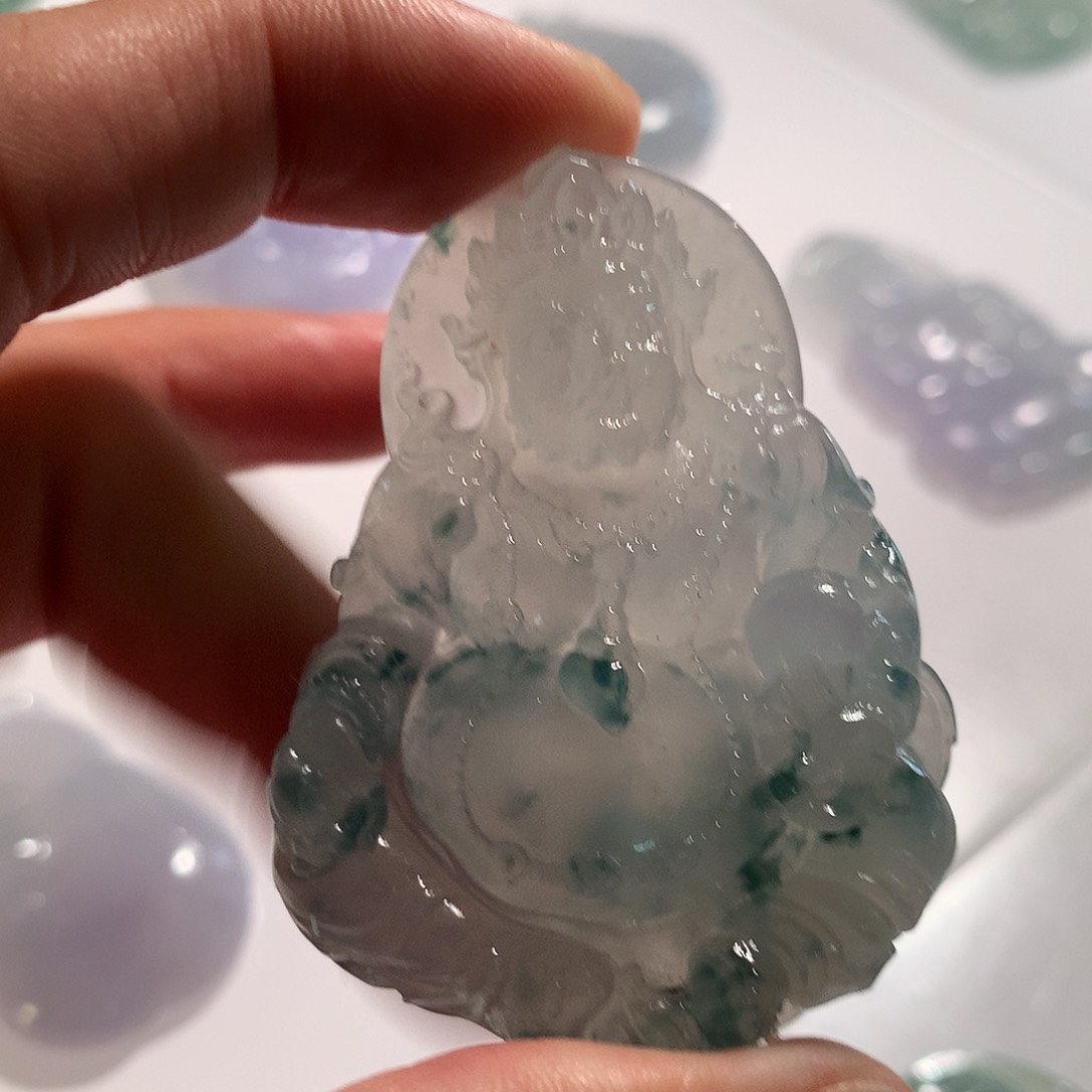 定制翡翠未镶嵌翡翠