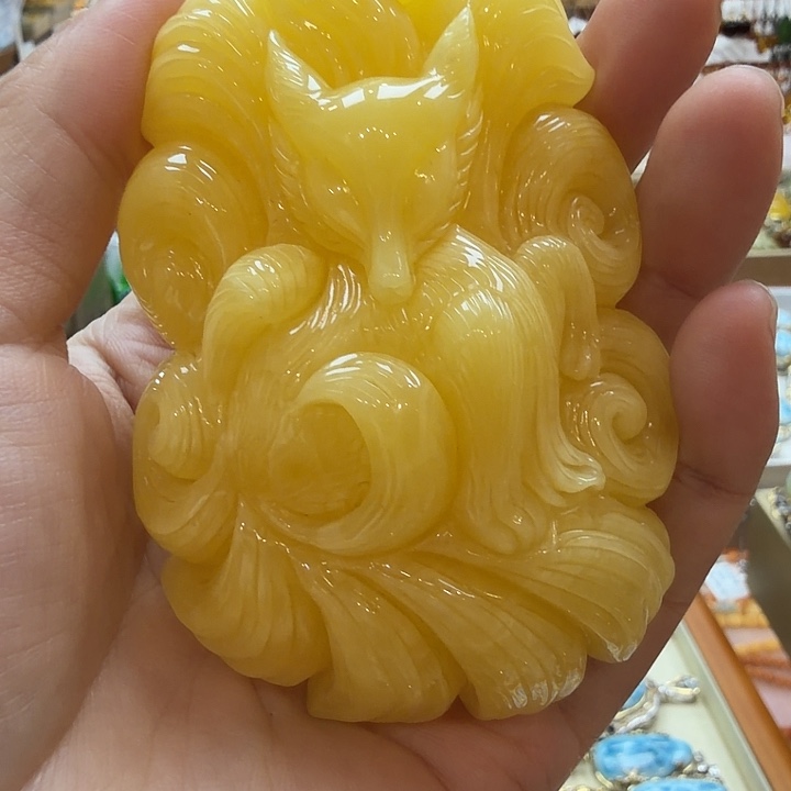 琥珀未镶嵌珠宝奇石