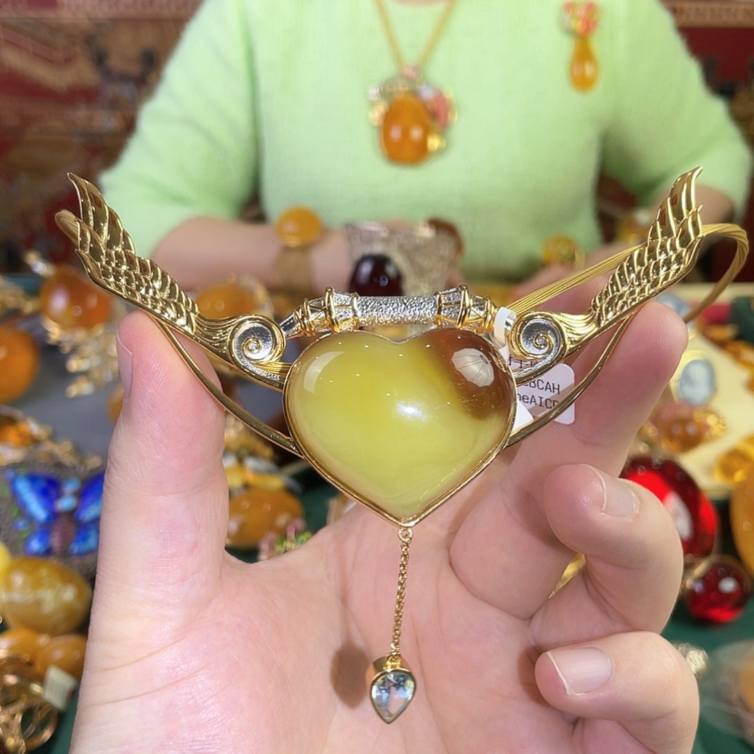 蜜蜡吊坠(赠链)银S925镀金镶嵌首饰