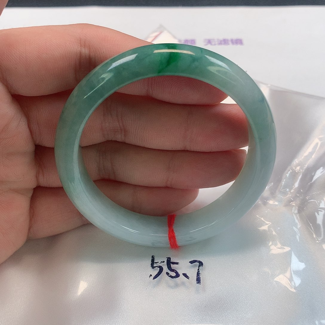 翡翠手镯未镶嵌264号