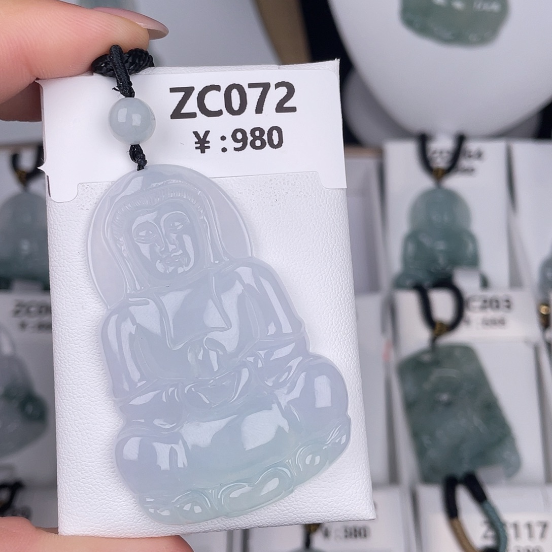 翡翠未镶嵌颈饰zc072