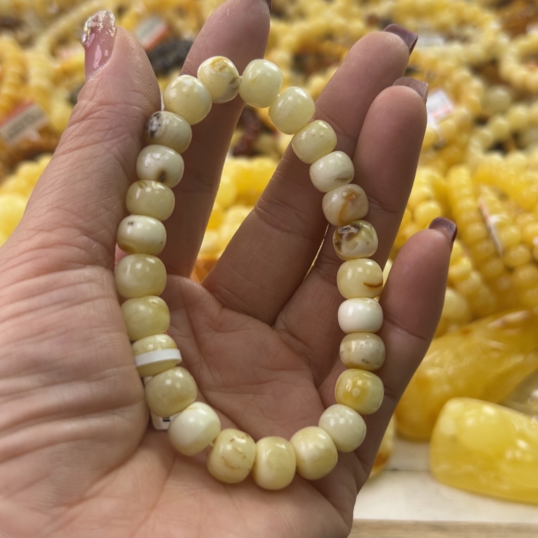 琥珀珠宝奇石未镶嵌