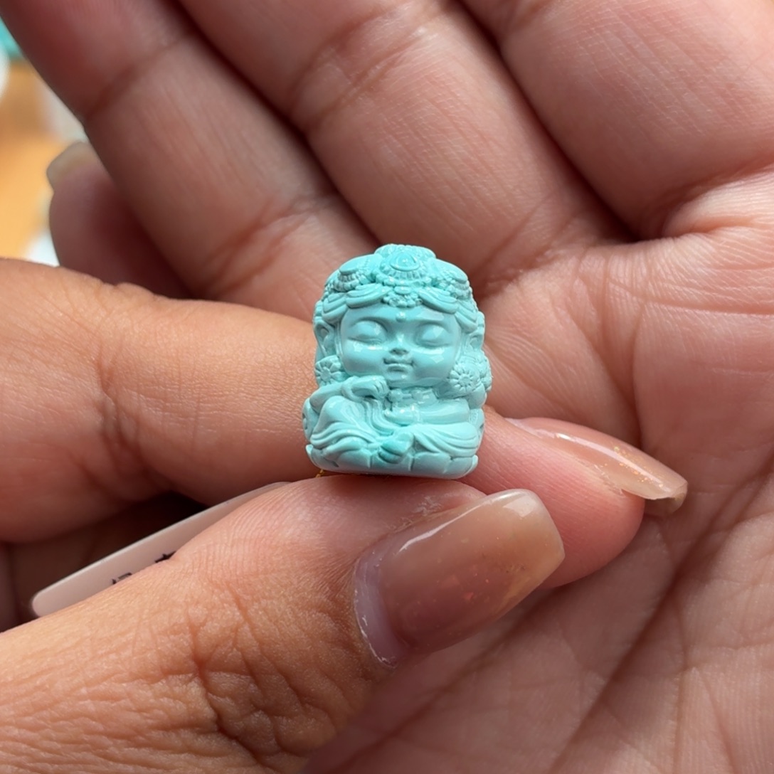 绿松石未镶嵌珠宝奇石