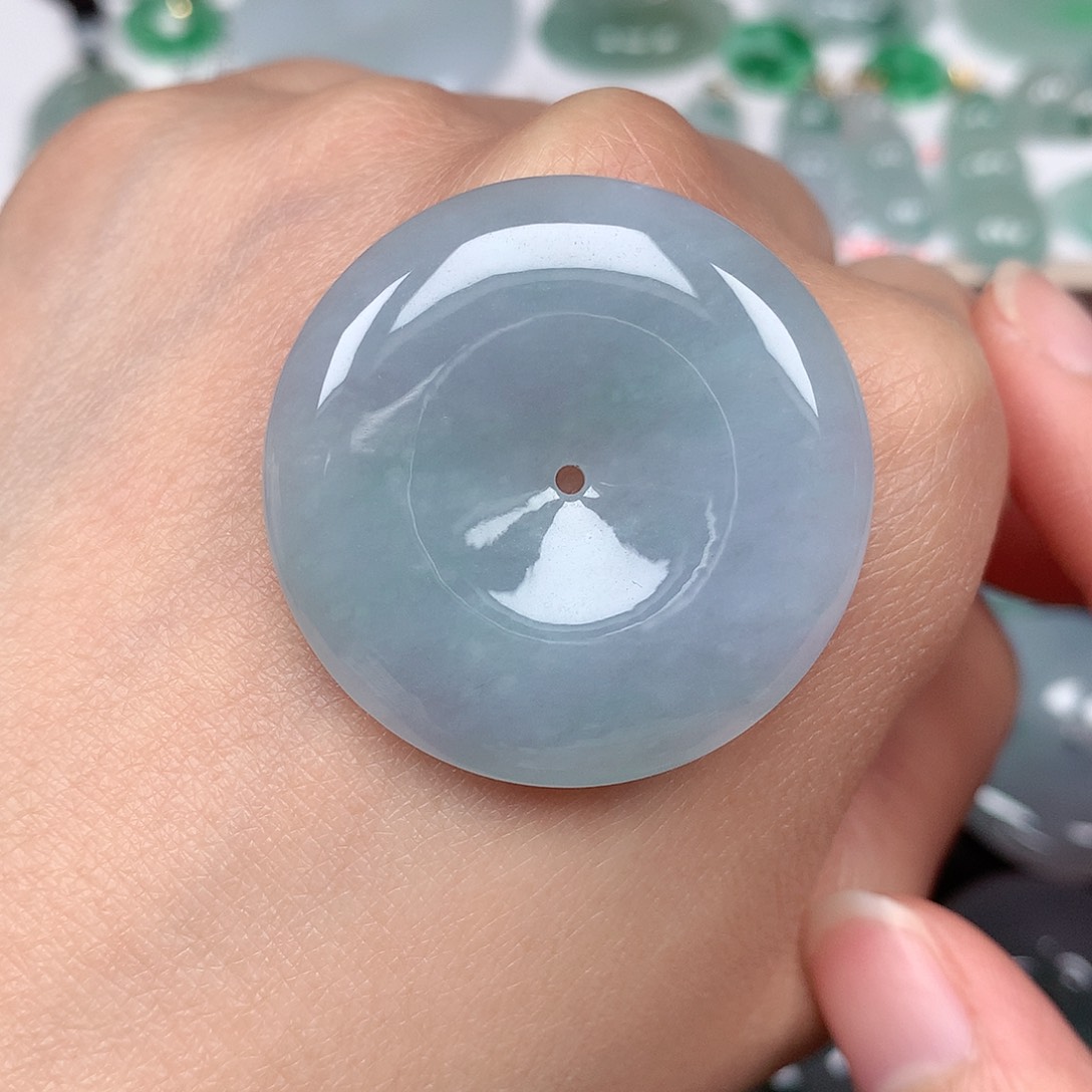 翡翠颈饰未镶嵌平安扣A