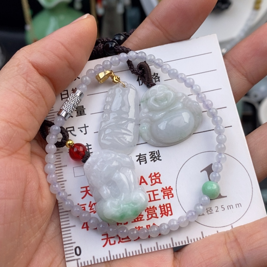 翡翠未镶嵌颈饰翡翠4件