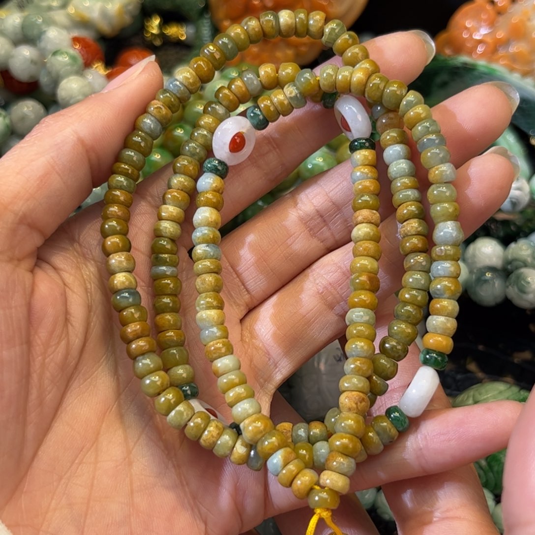 翡翠颈饰未镶嵌待编款