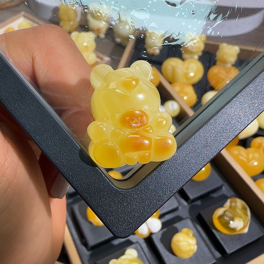 琥珀未镶嵌珠宝奇石