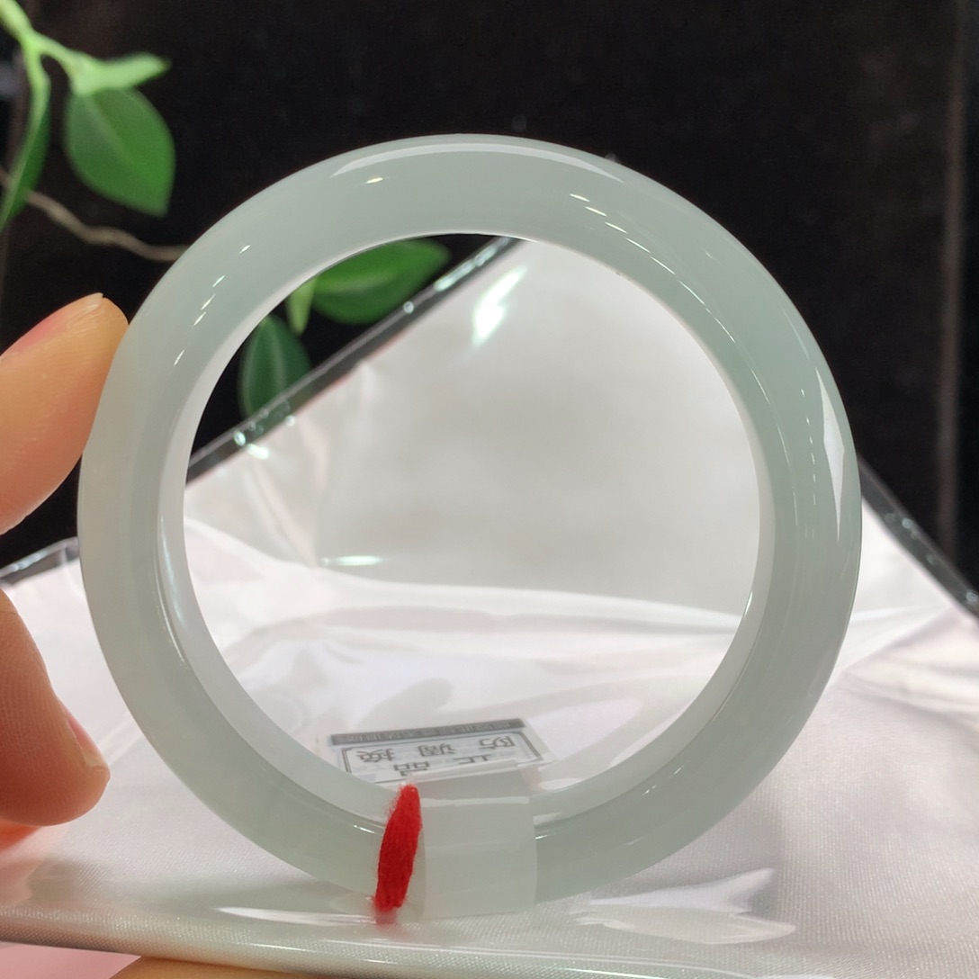 翡翠手镯未镶嵌111-0102