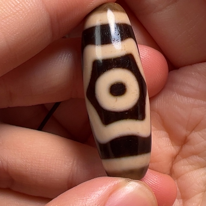 牧***民玛瑙/玉髓未镶嵌颈饰