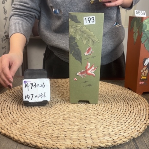 紫砂花盆果绿签筒金鱼手绘193