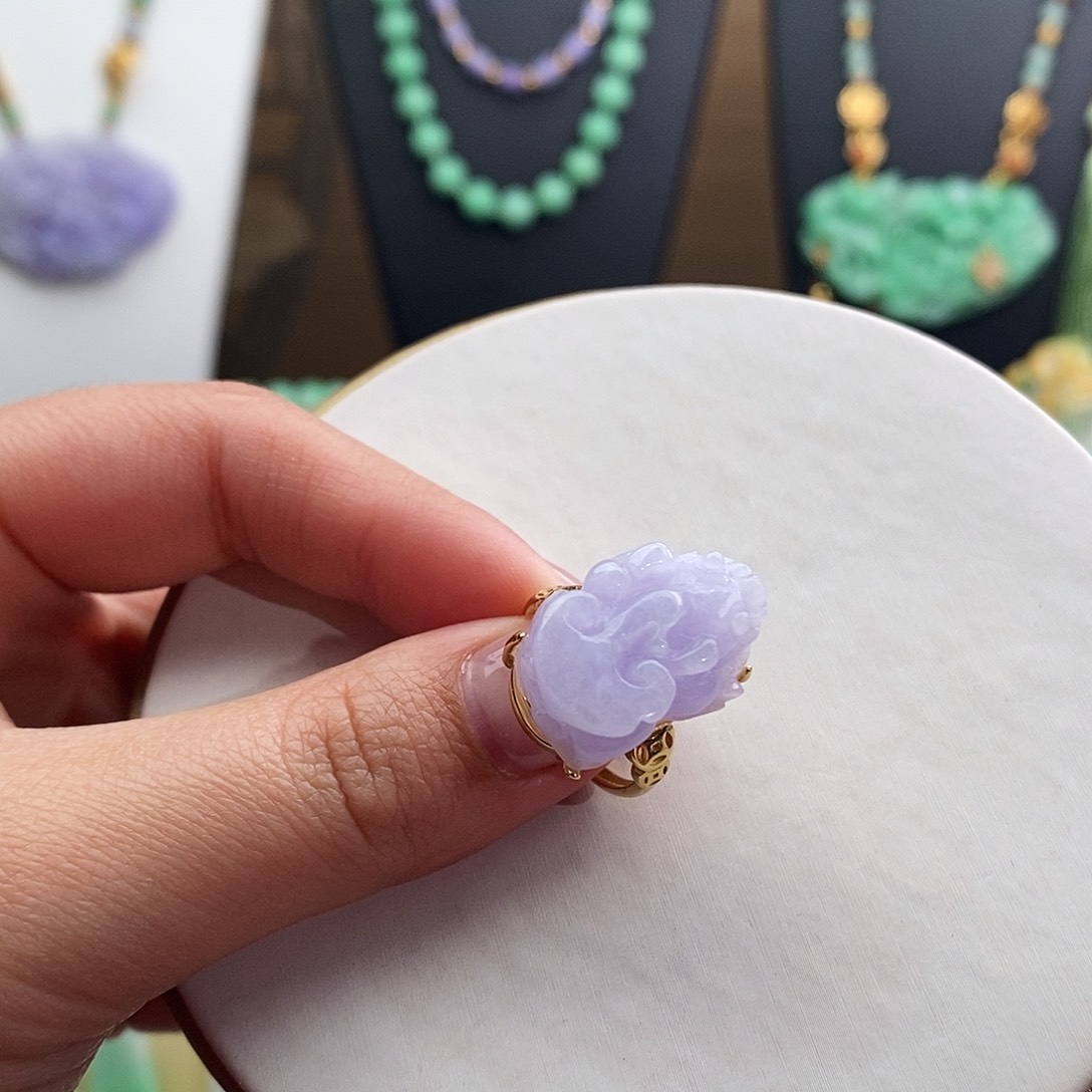 翡翠未镶嵌戒指戒指