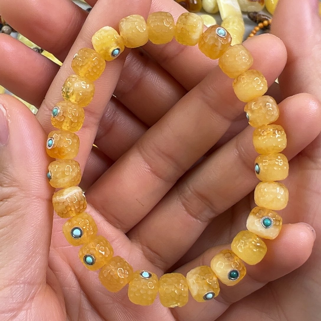 蜜蜡裸石未镶嵌蜜蜡