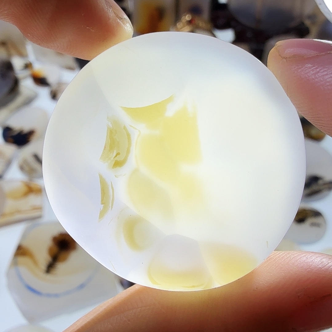 玛瑙/玉髓未镶嵌珠宝半成品