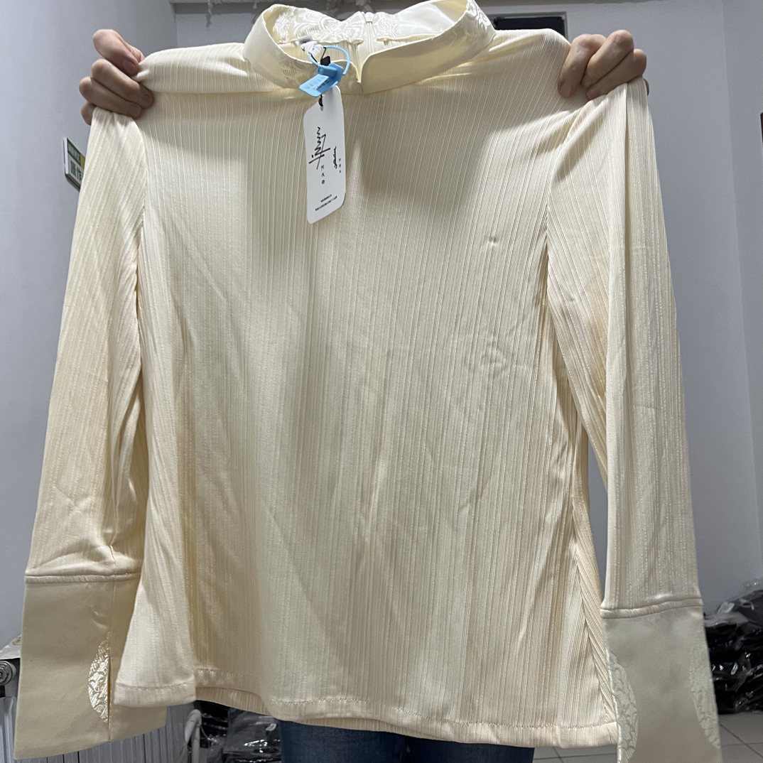 阿泯娜孤品时尚打底衫