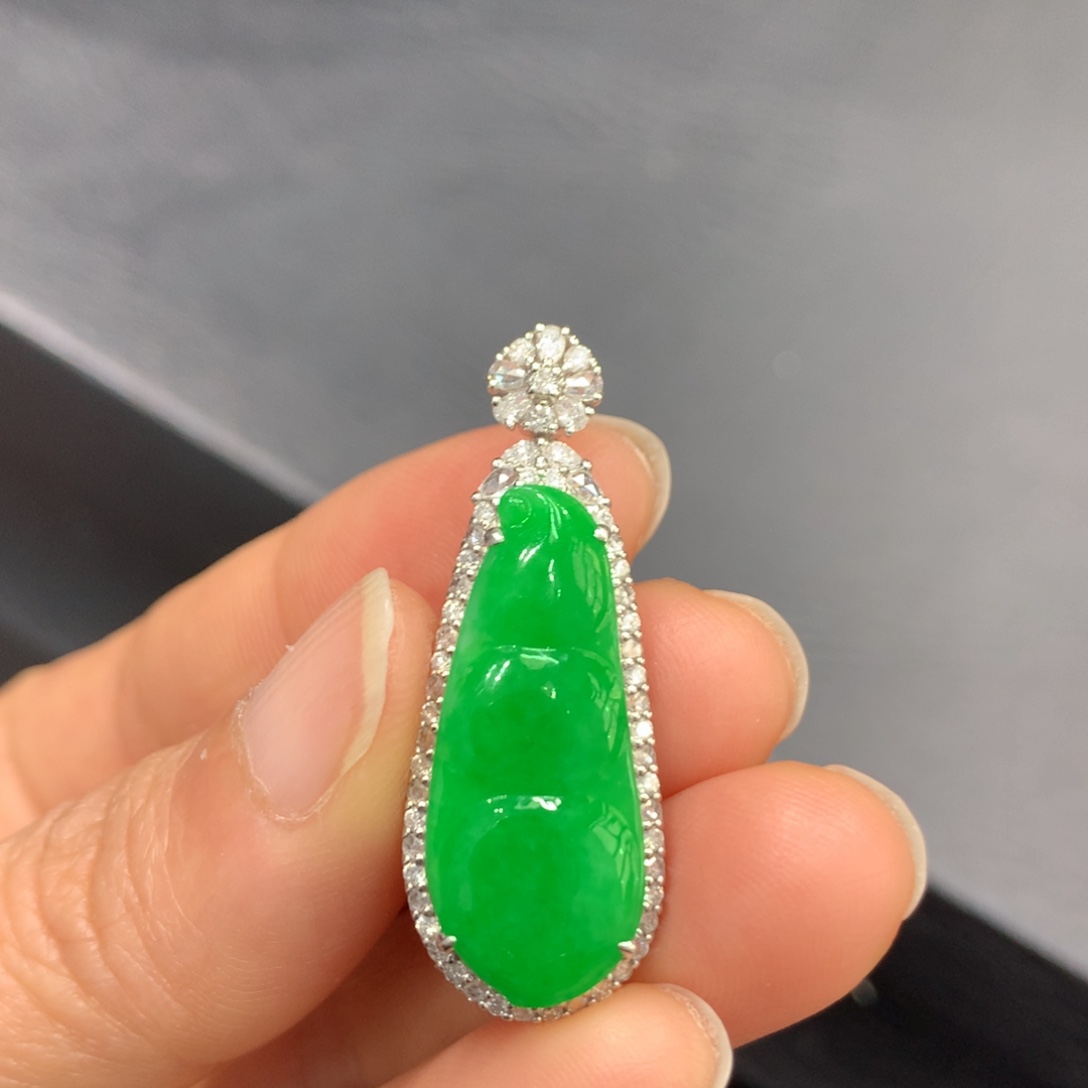 翡翠18K金镶嵌吊坠(不含链)