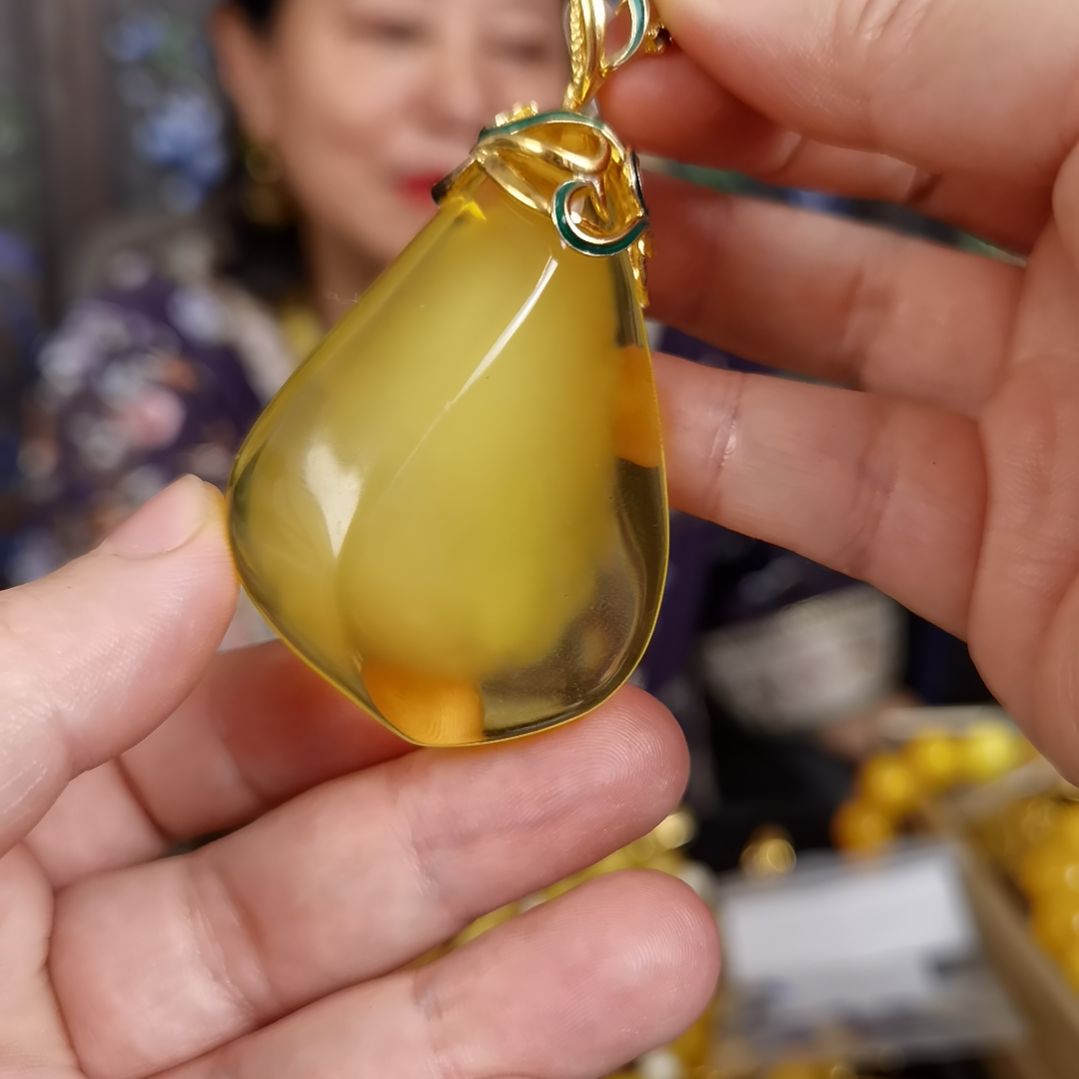 琥珀颈饰银S925镀金镶嵌吊坠