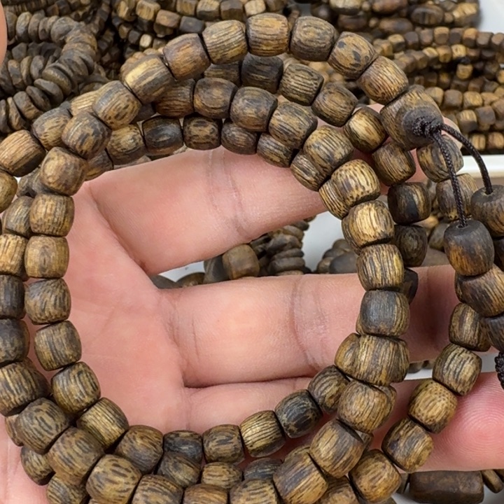 手串沉香?****张勺子手串20克