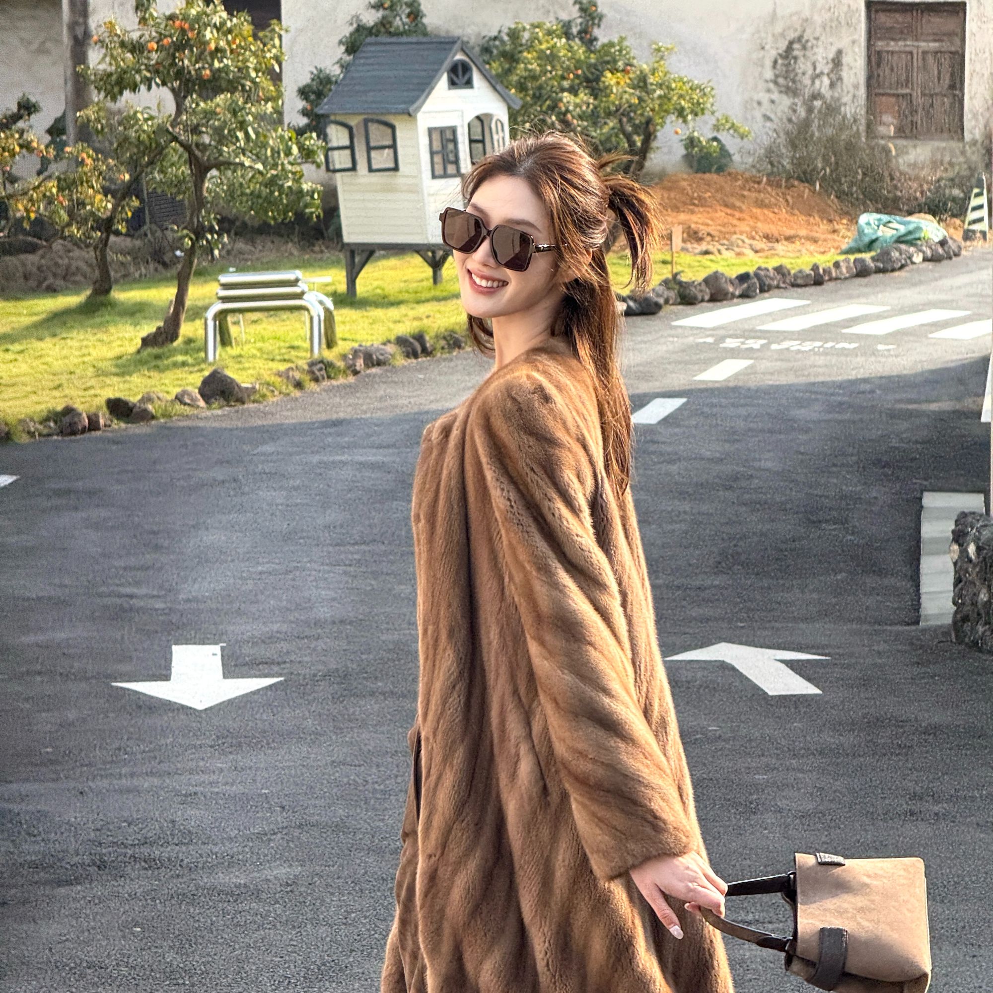 THE ARENA"气场貂"帕斯条全抽刀工艺贵气感长款水貂皮草XY-PA8534