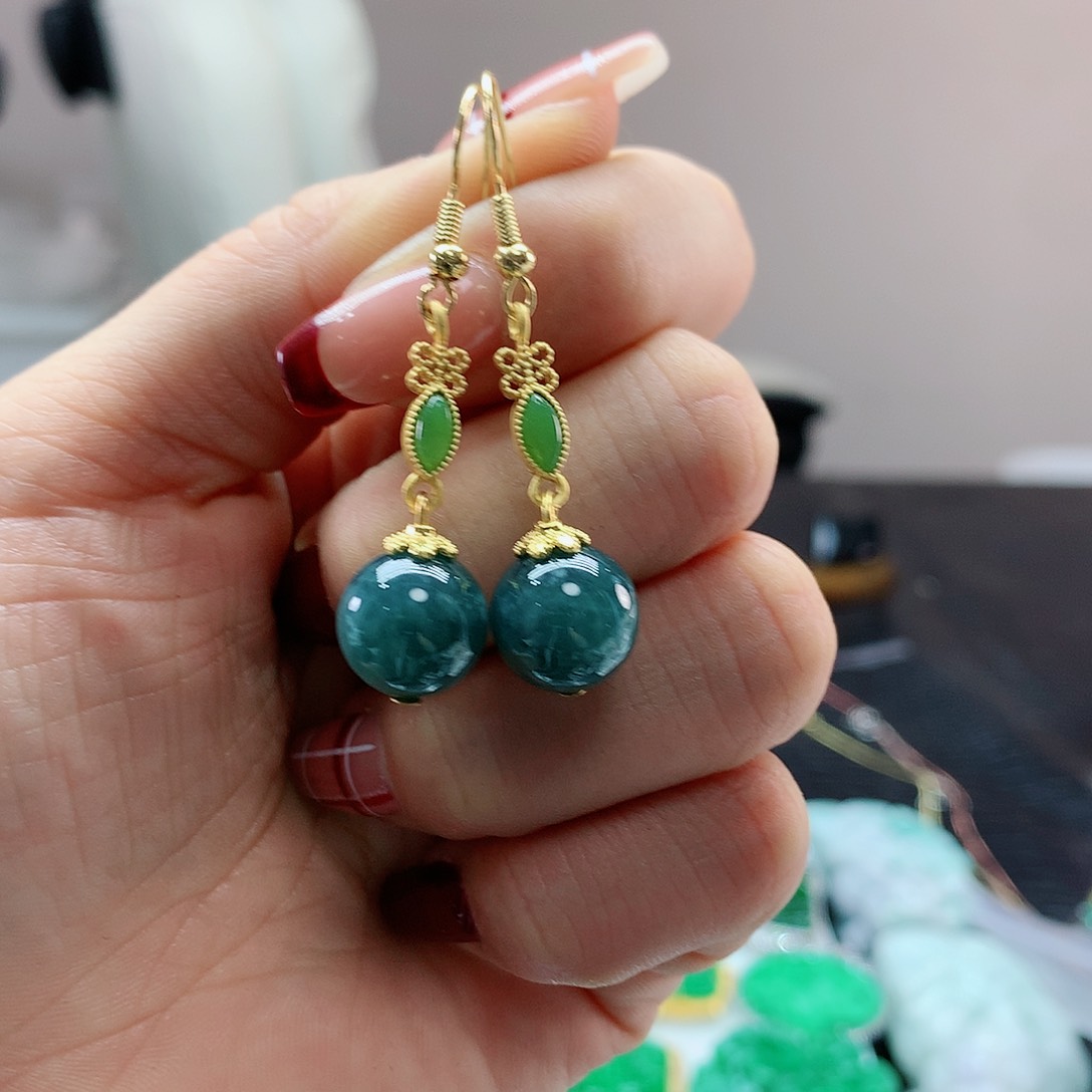 【闪购商品】翡翠耳饰未镶嵌，