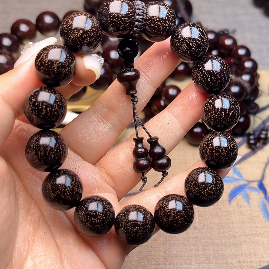 檀香紫檀（小叶紫檀）1.5 15颗爆星