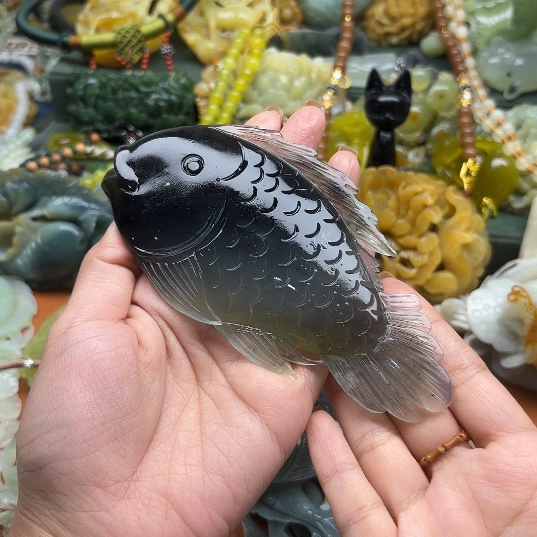 蛇纹石玉未镶嵌吊坠