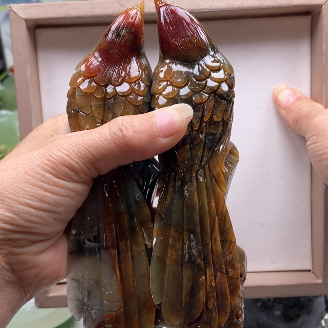 蛇纹石玉手把未镶嵌常**庄