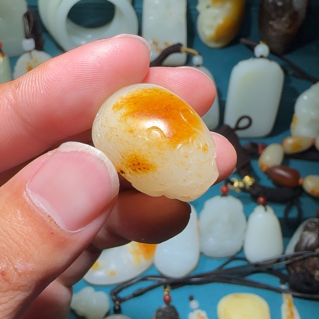 和田玉挂件未镶嵌