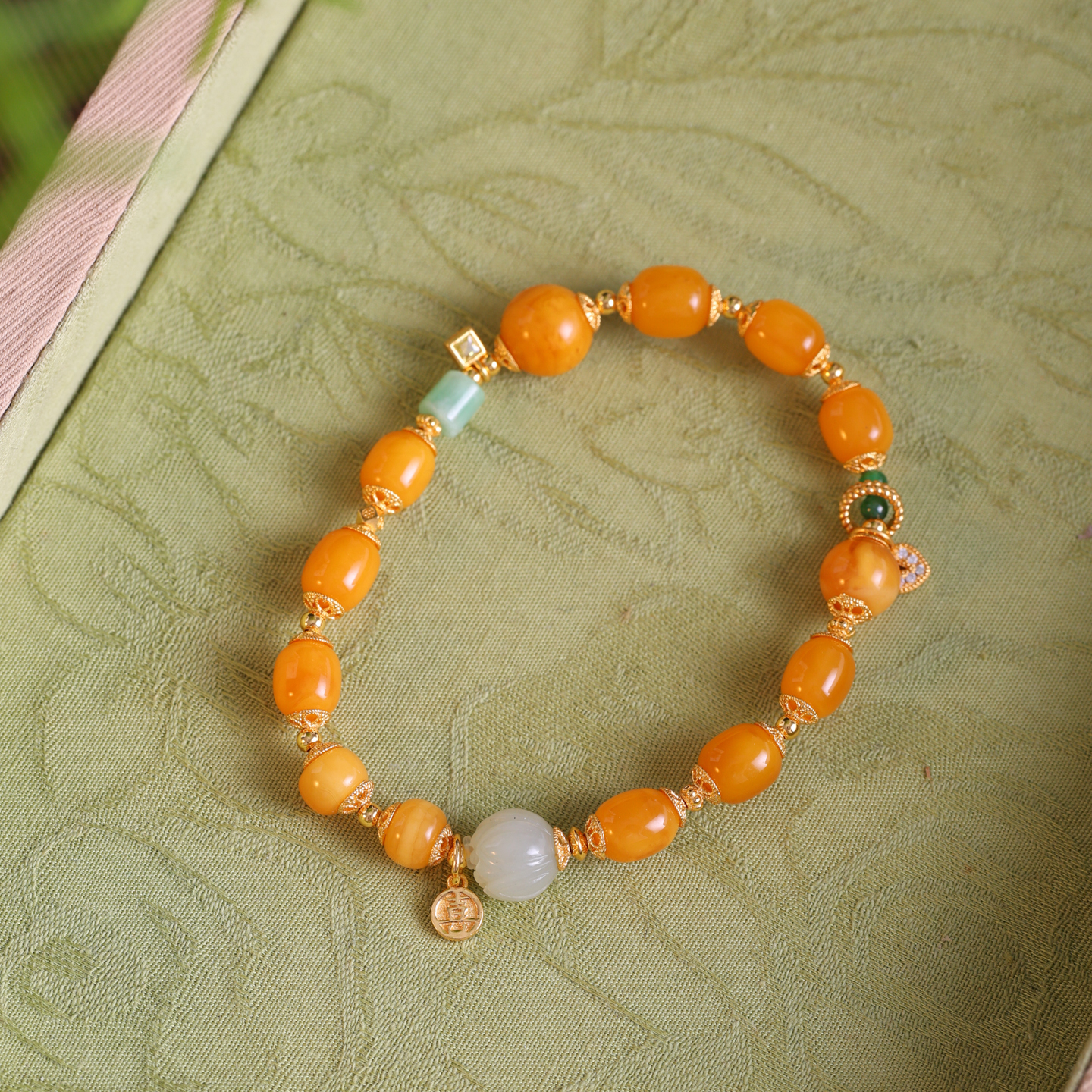 单圈枣珠蜜蜡手串搭配喜字吊坠手链E7083多样性发一