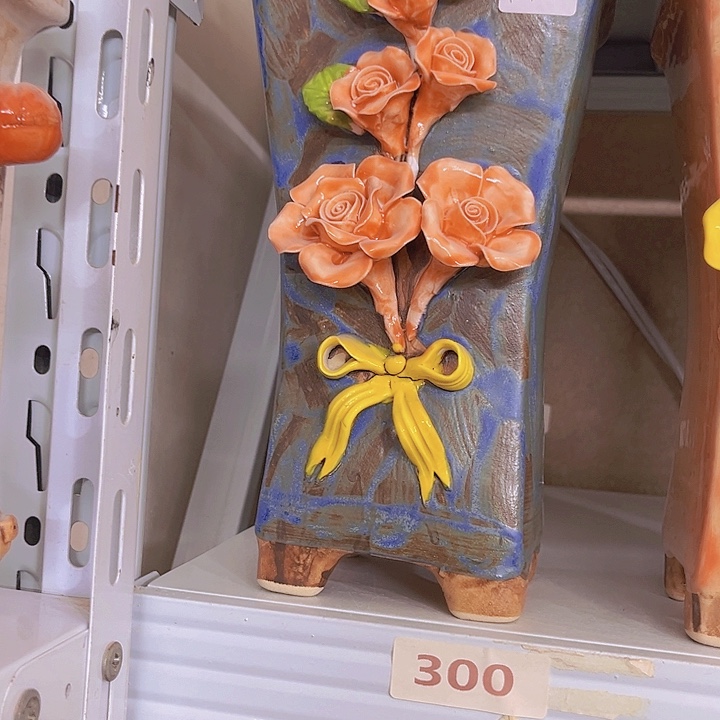 紫砂花盆陶瓷制品