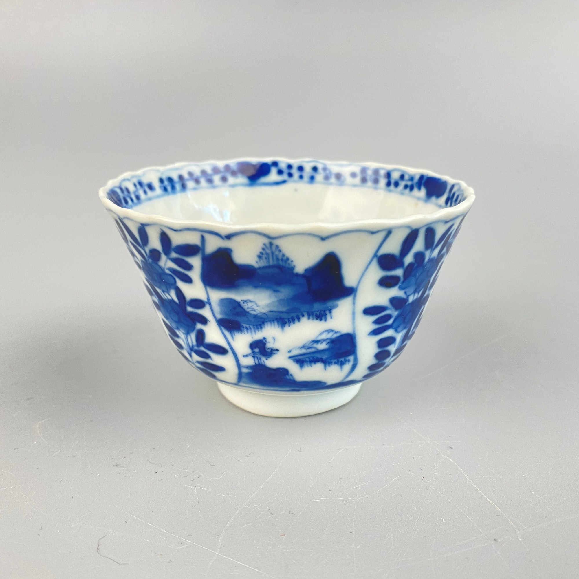 清晚期青花开光山水花卉纹杯【古董拍卖】P125WJ0205001