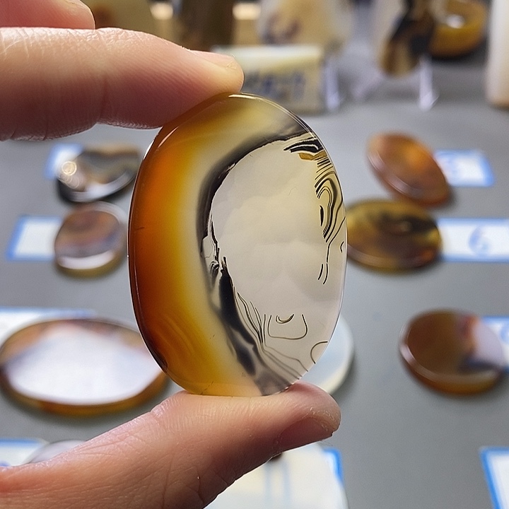 玛瑙/玉髓未镶嵌珠宝半成品146