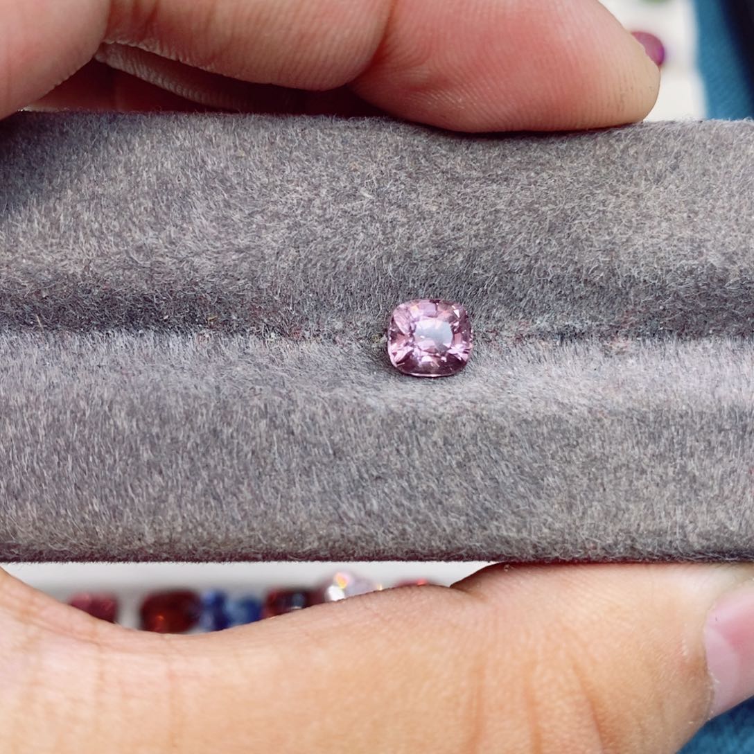 尖晶石裸石未镶嵌尖晶石1.13克拉