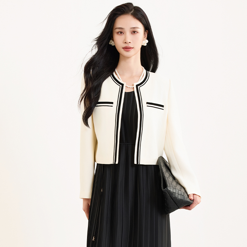 佳人苑外套女春季新款J413046