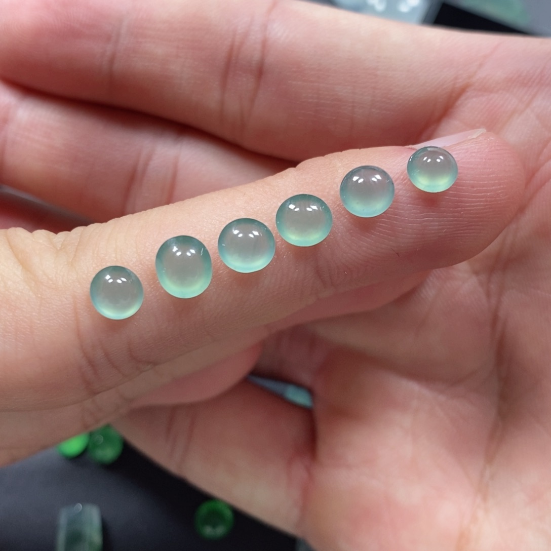 翡翠挂件未镶嵌翡翠珠宝翡翠珠宝